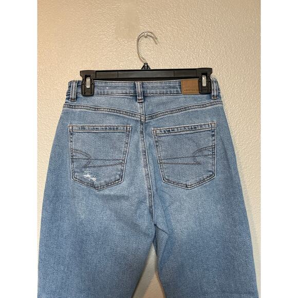 American Eagle Light Medium Wash Mom Jean Size 2 *SHORT* Modal/Recycled/Cotton - Picture 5 of 10
